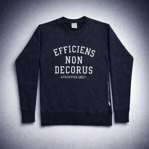 Nike Men’s Graphic Crewneck Sweatshirt | Like New | M| Midnight Navy